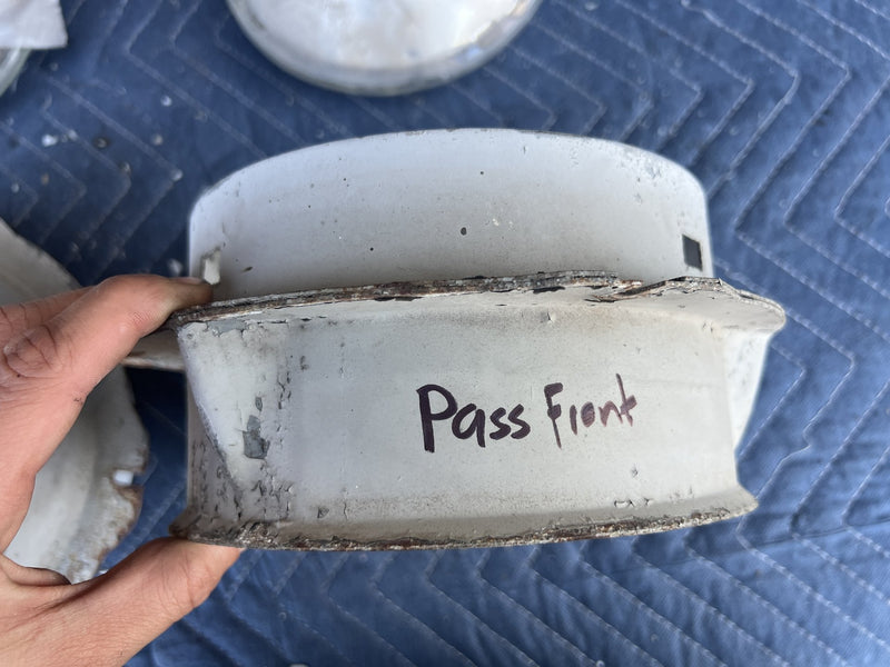 1973 Volvo 140 142 - Headlight Set PN: 686437