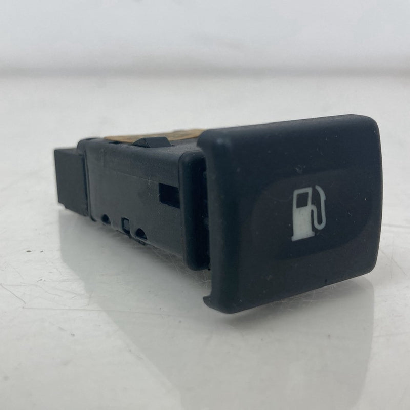 1999-2004 Land Rover Discovery II L550 Fuel Door Release Button Switch OEM #5041M