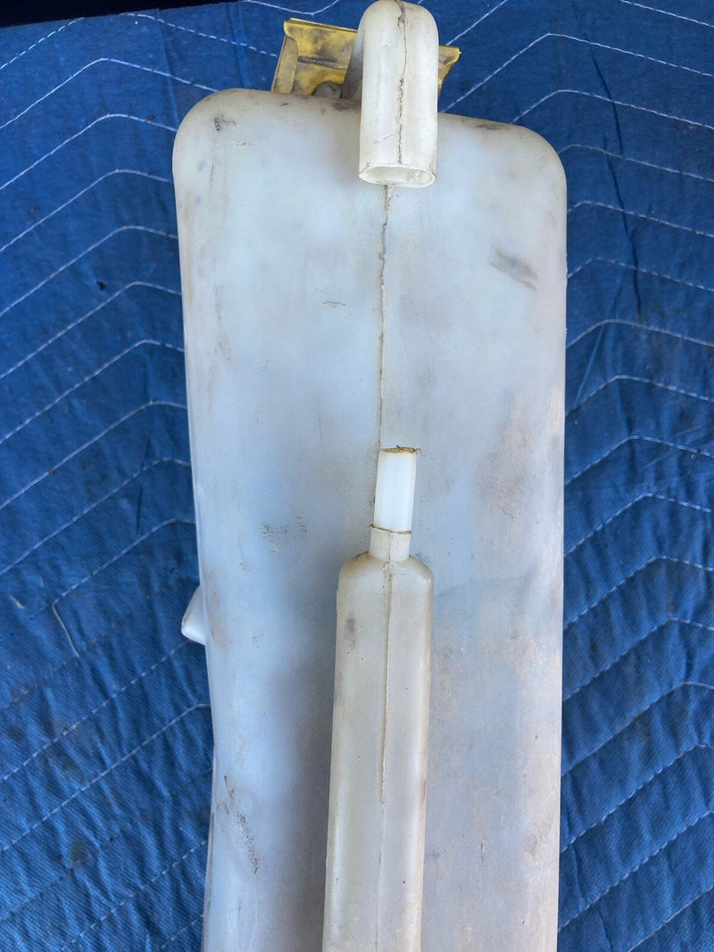 1997-2002 Jeep Wrangler TJ Engine Coolant Reservoir Tank 52028065ac OEM #3274M
