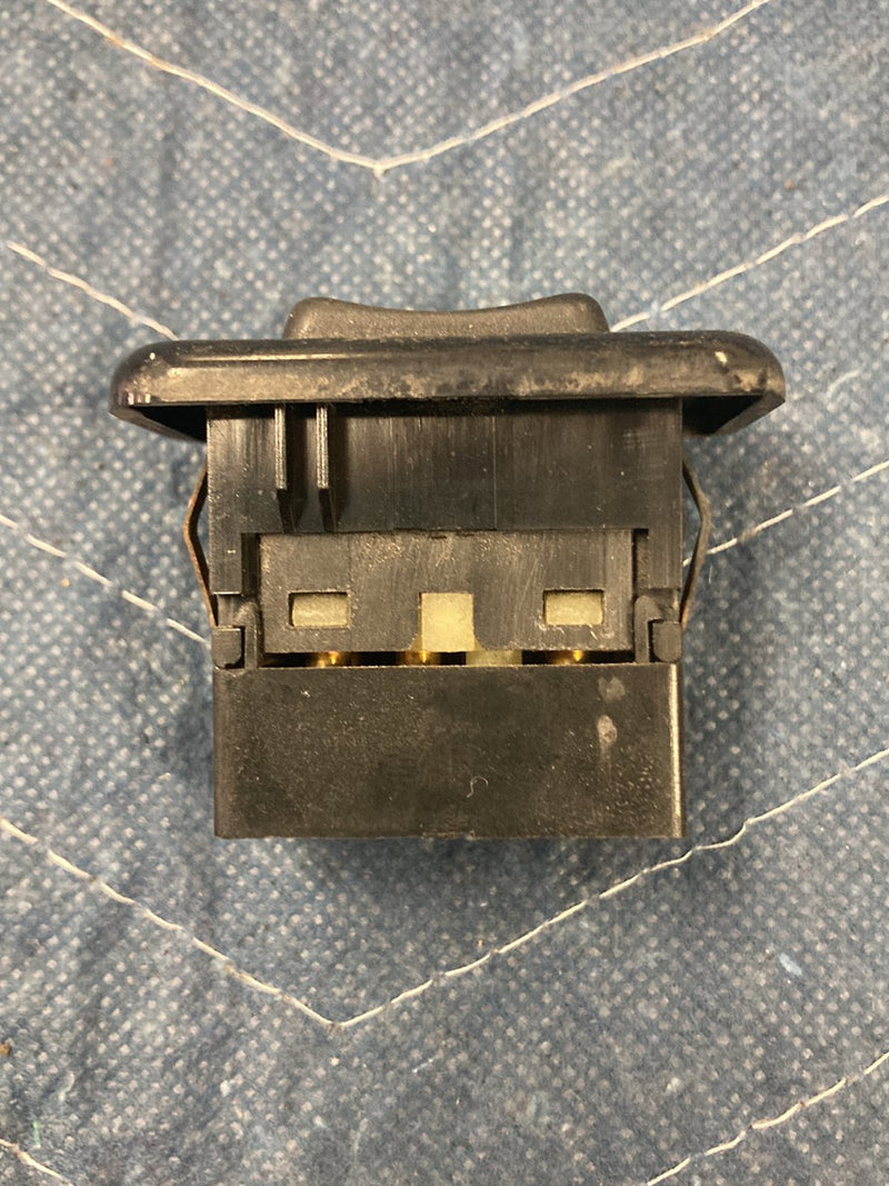 1992-1995 Volvo 940 945 740 Rear Passenger Right Door Window Switch OEM #6409EM