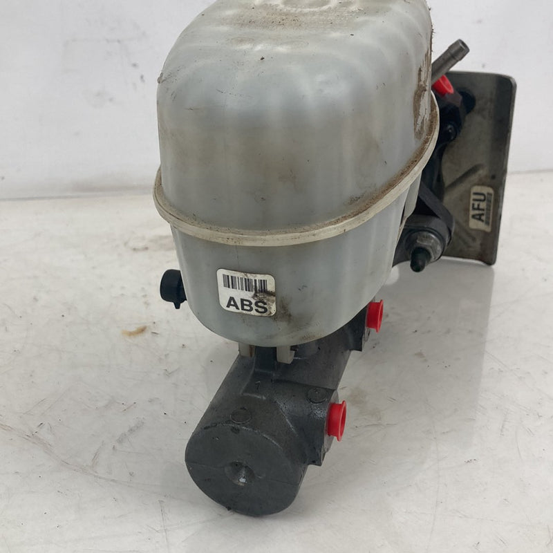 2007-10 Chevy Silverado GMT900 2500 Brake Hydroboost Master Cylinder OEM #5367M