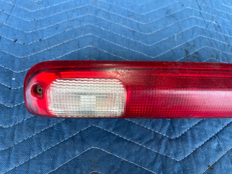 1999-2007 Chevy Silverado Rear Center Third Tail Brake Light Assembly OEM#1560CN