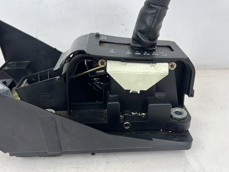 1993-1997 Volvo 850 Automatic Gear Shifter Assembly w/ Cables OEM