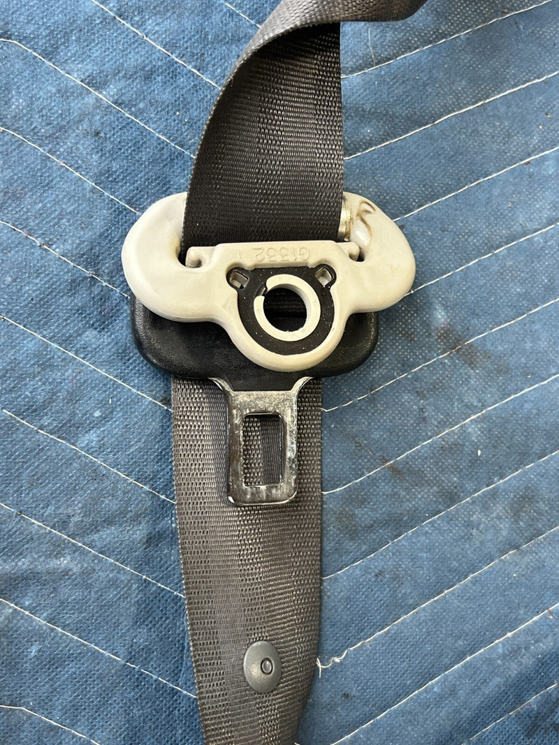 2003-2007 Honda Accord Front Passenger R Seatbelt Assembly Retractor OEM #1503CN