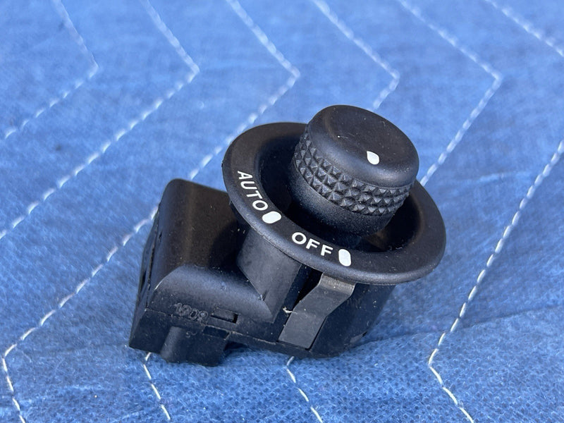 1998-2003 Jaguar XJR XJ8 Steering Column Adjustment Switch LNA6465AA OEM #4579E