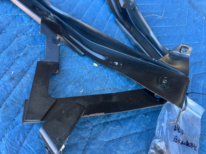 1986-1993 Volvo 240 244 245 Front Dashboard Dash Mount Bracket Set OEM #4510EM