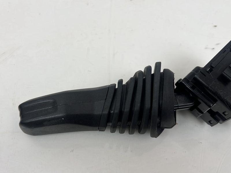 2012 Chevrolet Captiva Sport - Headlight Turn Signal Stalk