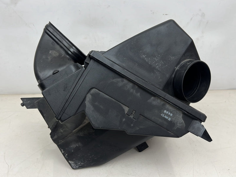 1996-2003 Audi S8 D2 A8 Air Cleaner Filter Housing Box 077133837 OEM #6385EM