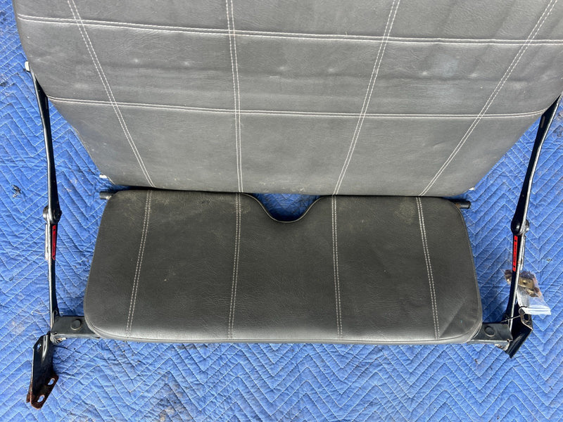1992-1995 Volvo 940 740 3rd Row Booster Seat Assembly Charcoal RARE OEM #3293EM