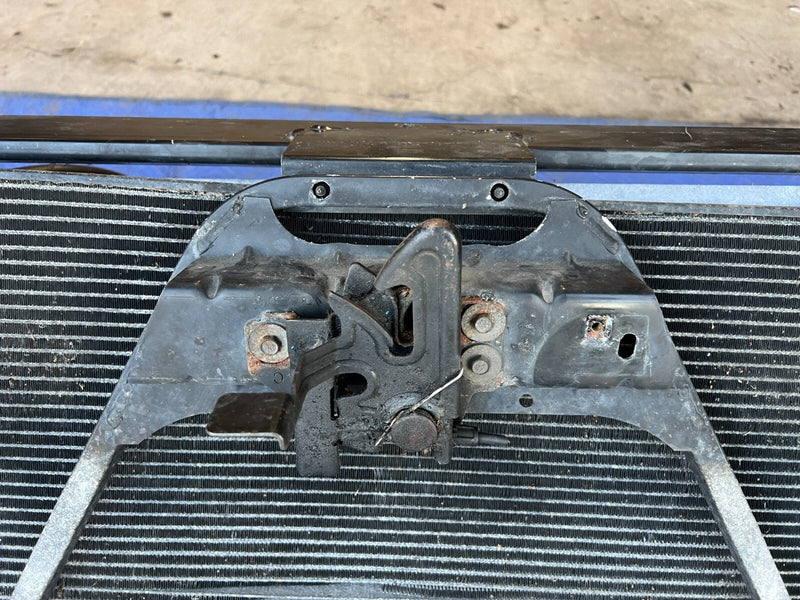 1999-2002 Chevy Silverado GM 1500 Front Radiator Core Support OEM #1864CN