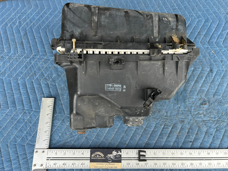 2002-2006 Toyota Camry Air Intake Filter Cleaner Box Housing Assembly OE #5001EM