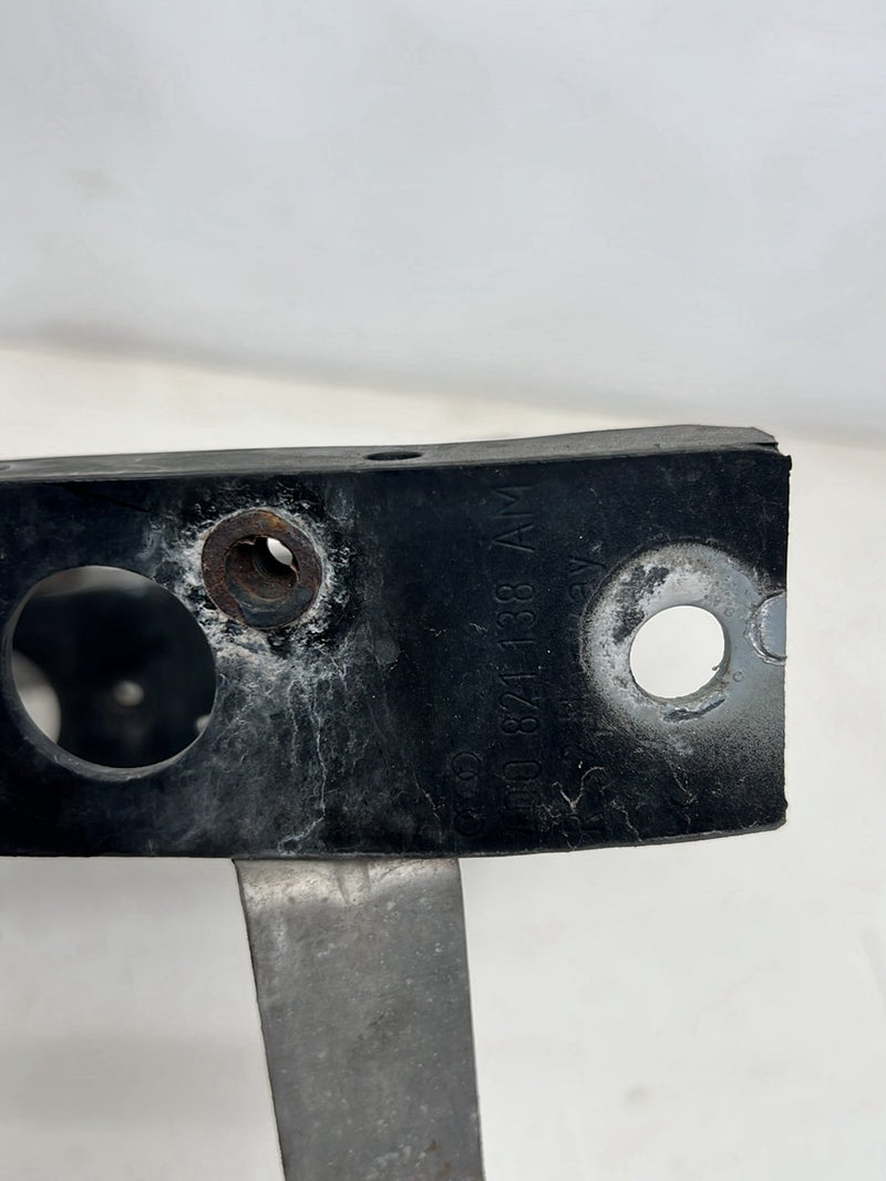 1996-2003 Audi S8 D2 A8 Front Passenger Right Bumper Corner Bracket OEM #6494EM