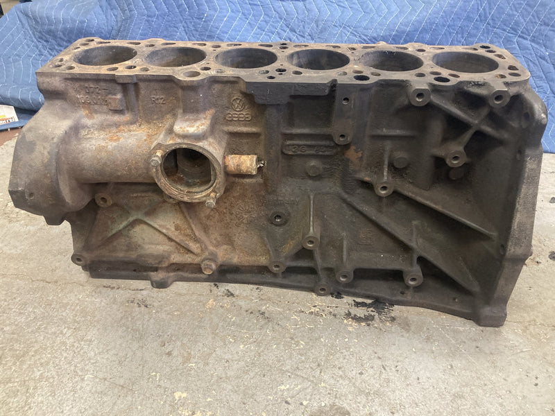 1980 Volvo 244 - Short Block