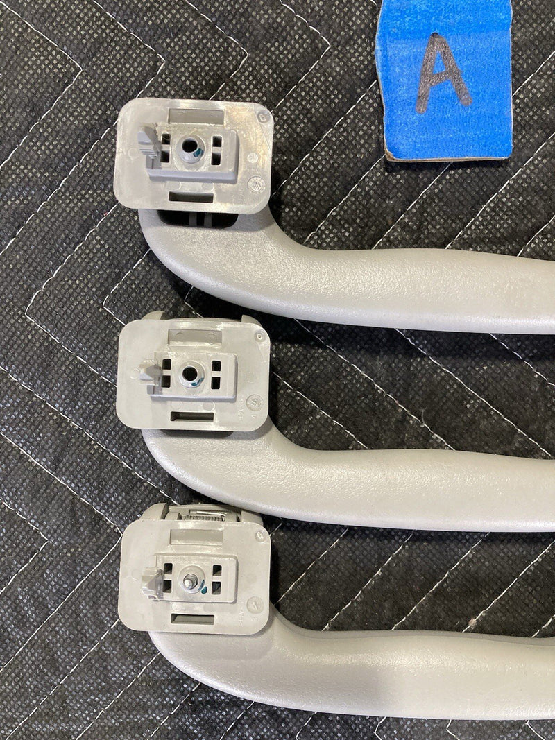 2006-2016 Chevy Impala GM Ceiling Grab Handles Set Safety OEM #3188M