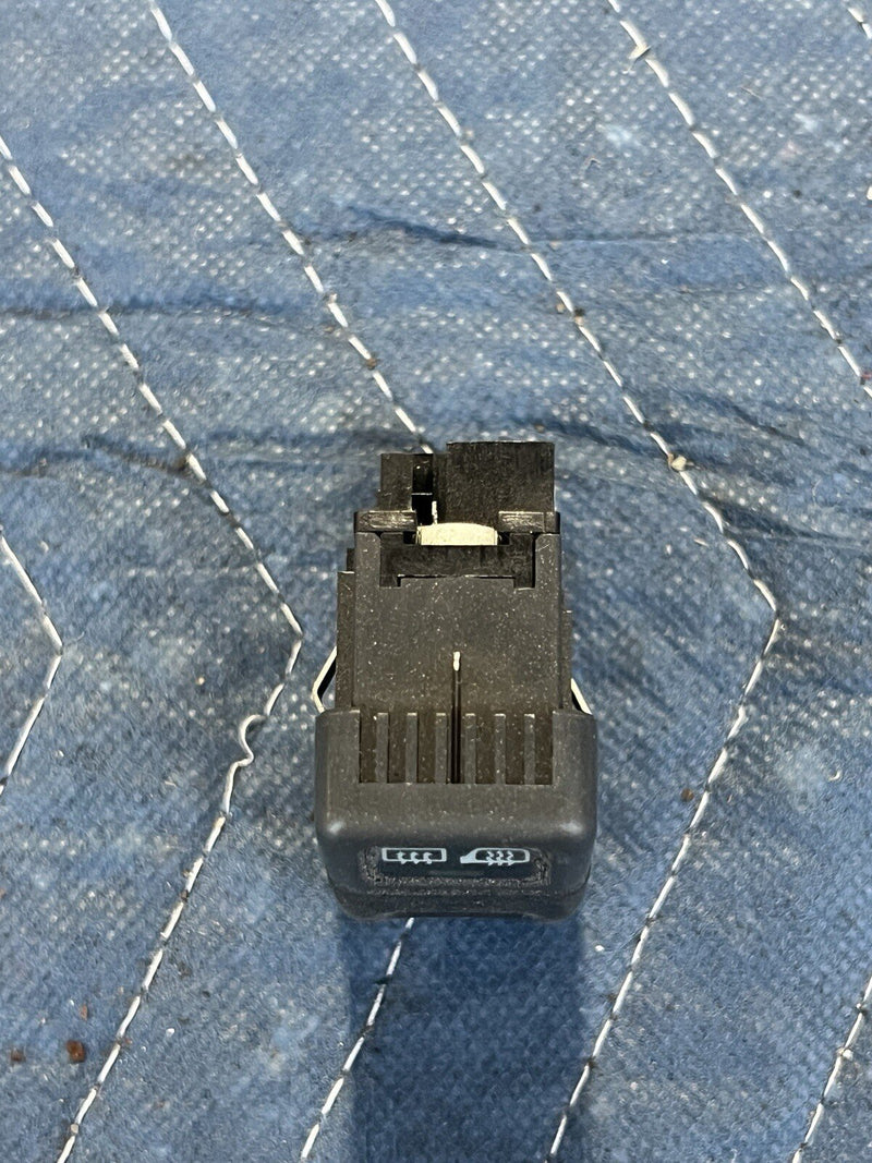 1998-2000 Volvo V70R V70 S70 P80 Defrost & Heated Mirror Switch 9162952 #4153E