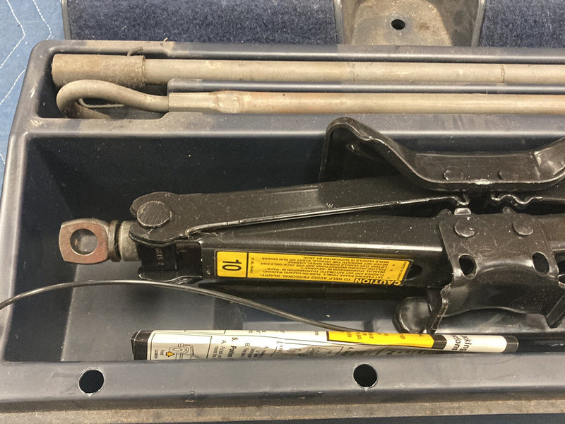 46982800
