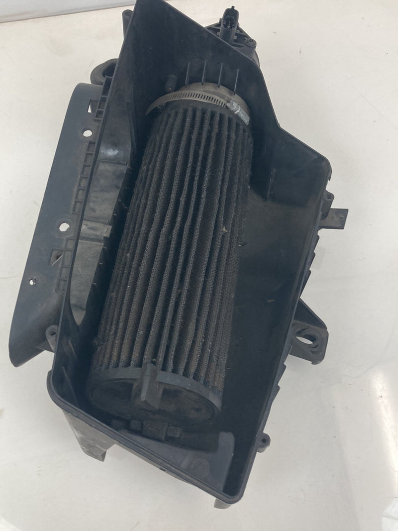 2007 Volvo S60 - Air Filter Box PN: 0280218089 30636333