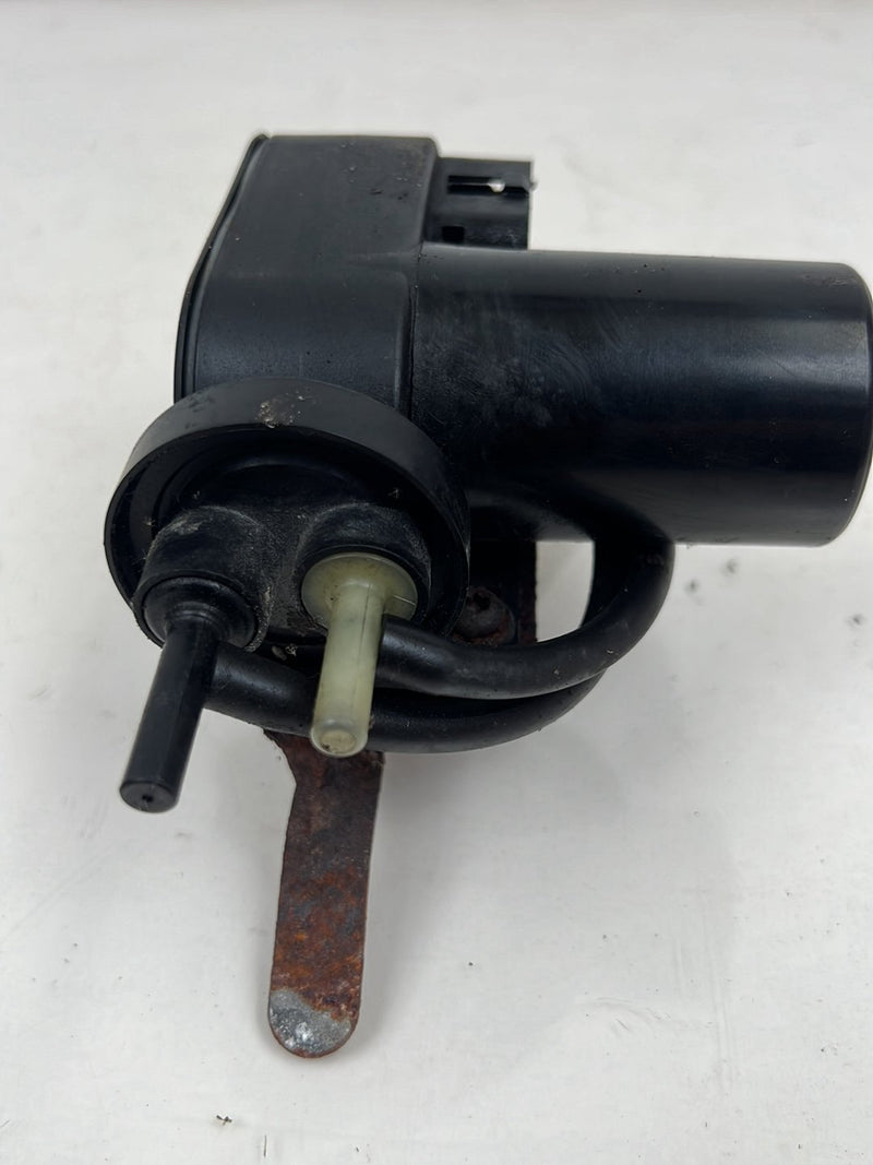 1990-1992 Volvo 740 745 940 Cruise Control Vacuum Pump 1273226 OEM #5911EM