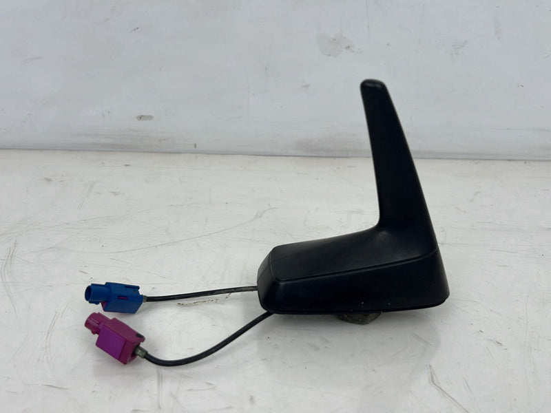 1996-2003 Audi S8 D2 A8 Roof Shark Fin Antenna Black 4D0035503C OEM #6517EM