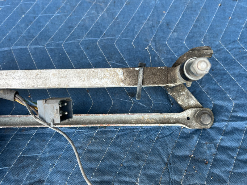 1989-1995 Volvo 740 940 Sedan Windshield Wiper Transmission 3518129 OEM #3708EM