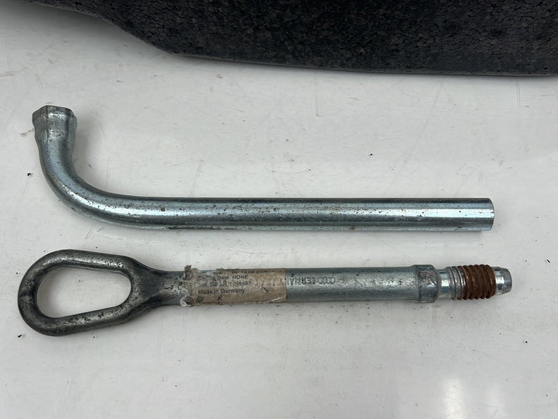 1996-2003 Audi S8 D2 A8 Emergency Spare Tire Scissor Jack & Tool Kit OEM #6472EM