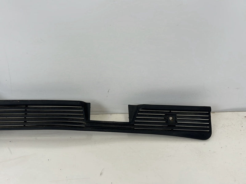 1990-1992 Volvo 740 745 940 Wagon Rear Hatch Hinge Cover Trim Vent OEM #5870EM