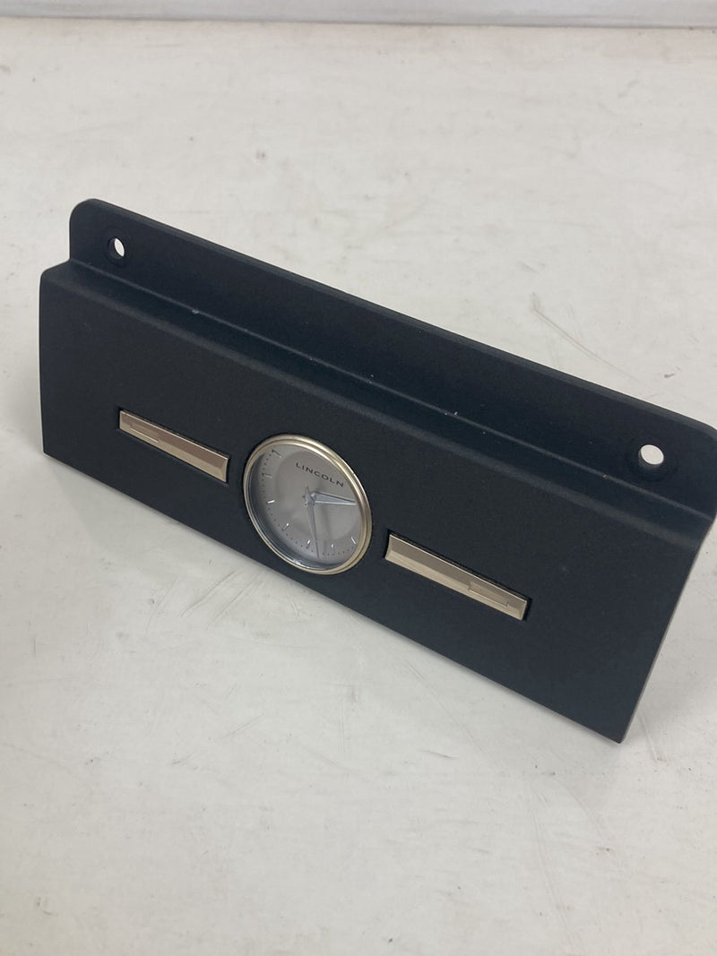 2002-2005 Lincoln Town Car Signature Clock VP3W1F-15000-AD OEM #5127M