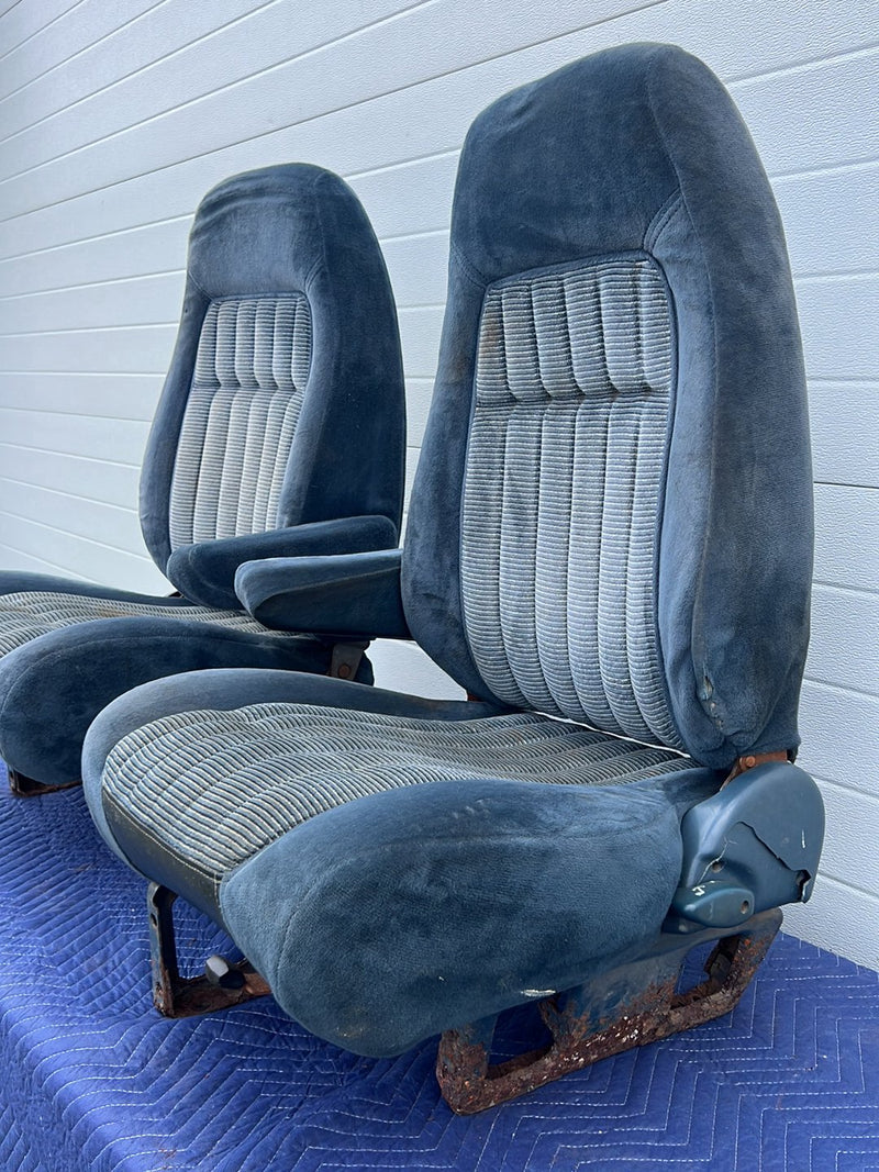 1988-1994 Chevrolet Silverado GMC Front Seat Two-Tone Blue Cloth Pair OE #5508EM