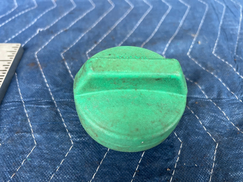 1986-1993 Volvo 240 244 245 Fuel Tank Gas Cap Green OEM #4425EM