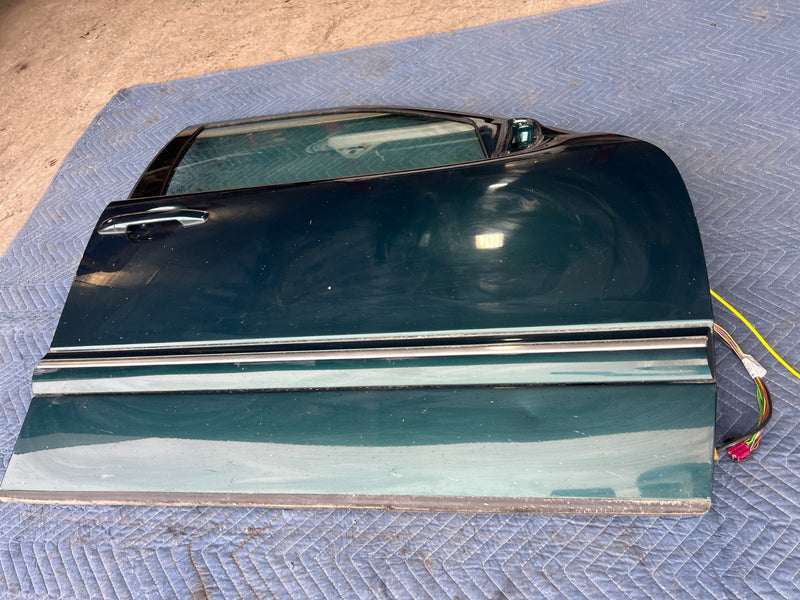 1998-2003 Mercedes W210 E320 Front Passenger Right Door Assembly OEM #4729EM