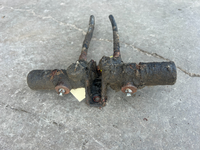 1967-1974 Volvo 140 142 144 145 Brake Equalizer Proportioning Valve OEM #4932EM