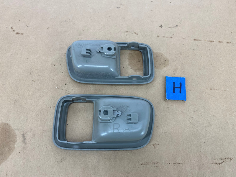 1997-2001 Lexus ES300 Left & Right Interior Door Handle Trim Gray OEM #2280E