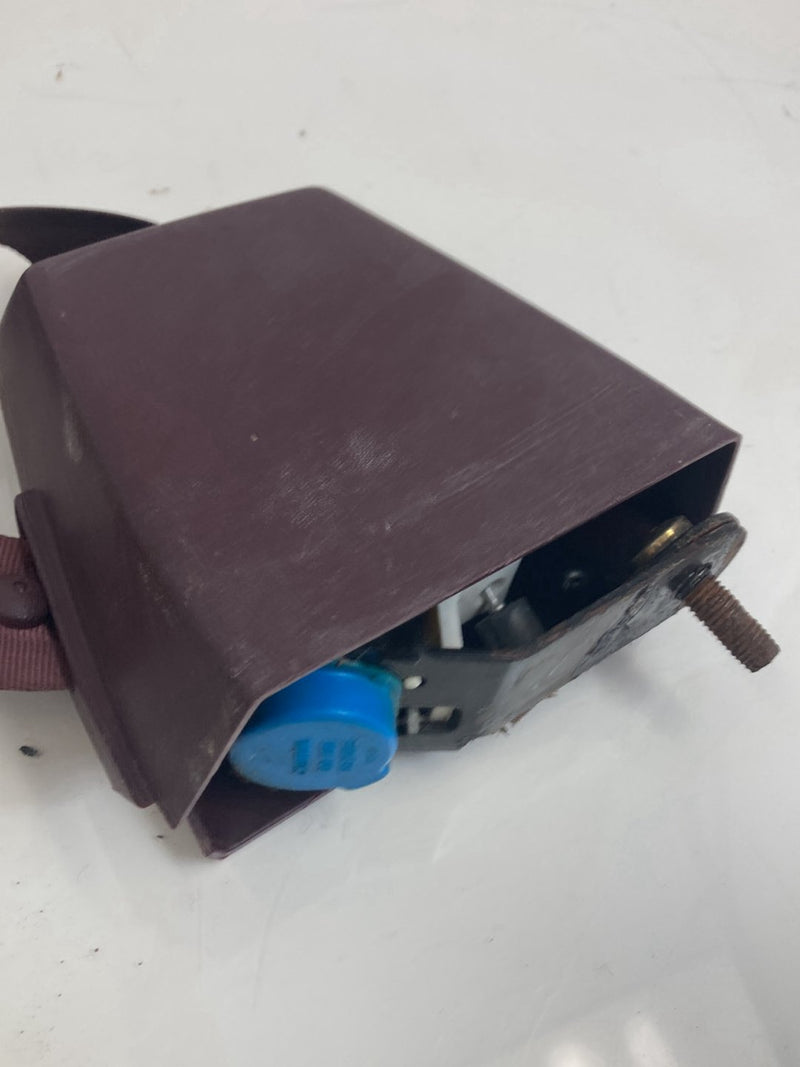 1995 Chevrolet Silverado GMT800 - Seat Belt Front Right PN: 42424 E07926