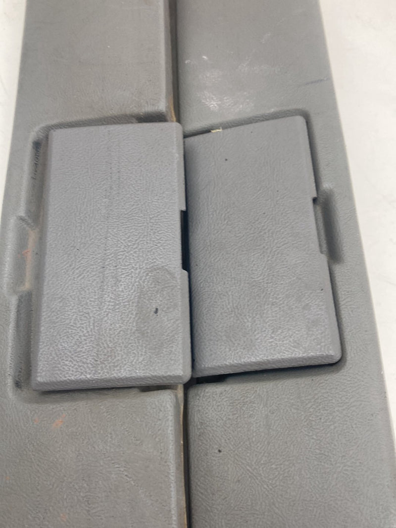 1996 Chevrolet Silverado GMT800 - Armrest PN: 15546430 15546429 15546430