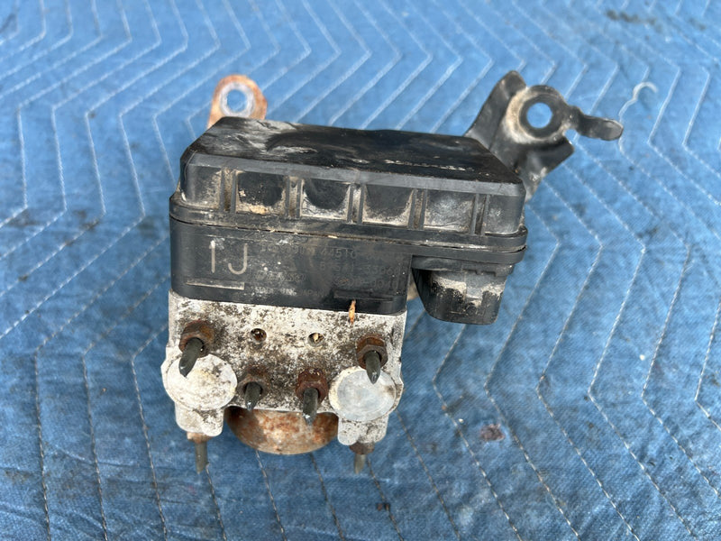 2002-2006  Toyota Camry Anti Lock ABS Pump Brake Pedal Assembly 44510 OEM #118DU