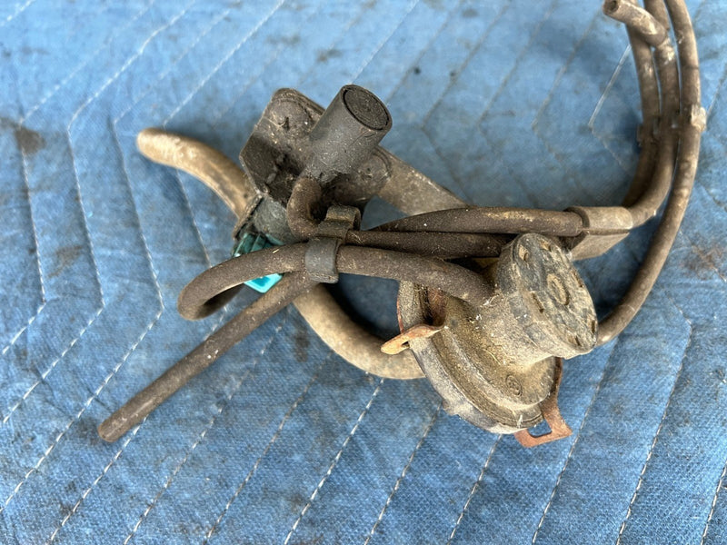 1985-1988 Suzuki Samurai SJ413 Vacuum Switch OEM