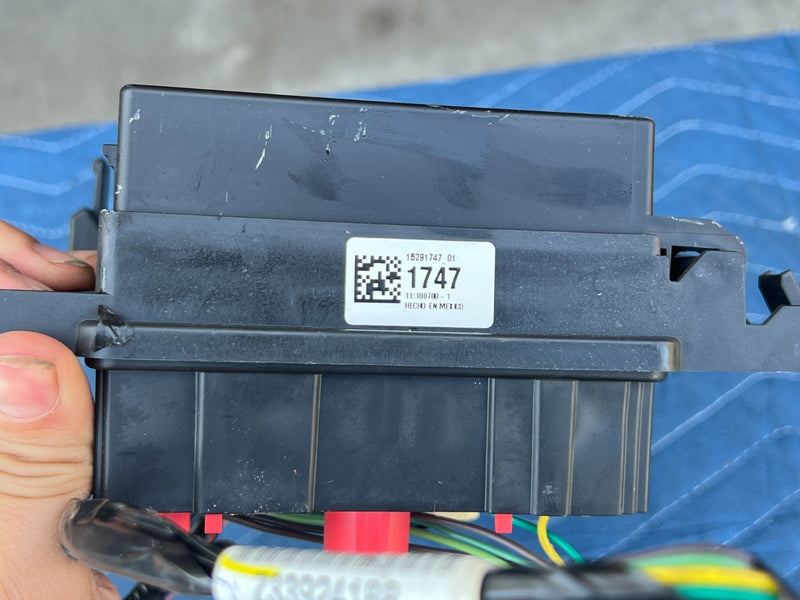 2006-2010 Pontiac G6 Rear Trunk Fuse Junction Box 15291747 OEM #7DU