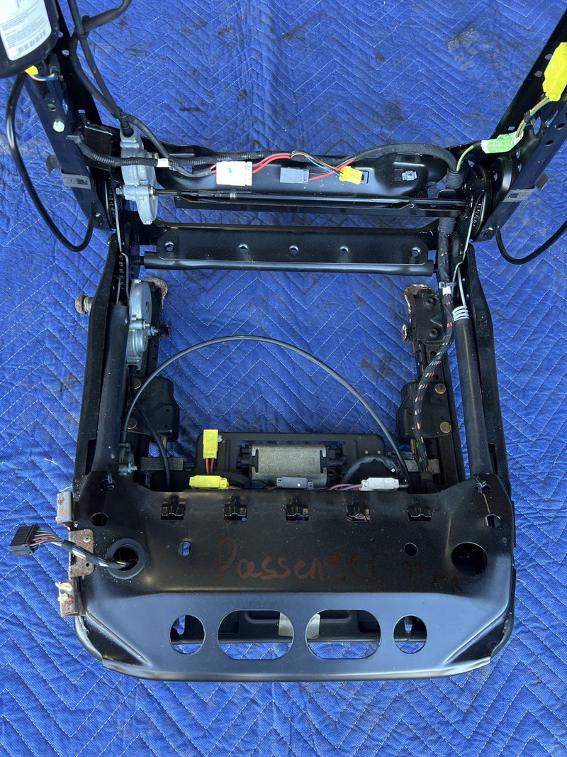 1998-2003 Jaguar XJR XJ X308 Passenger Front Seat Frame & Motors OEM #4795E