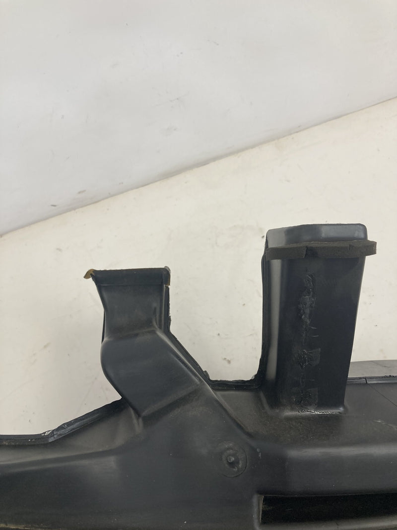 1995-1998 Chevrolet Silverado 2500 GMT400 Dash Duct 15025627 OEM