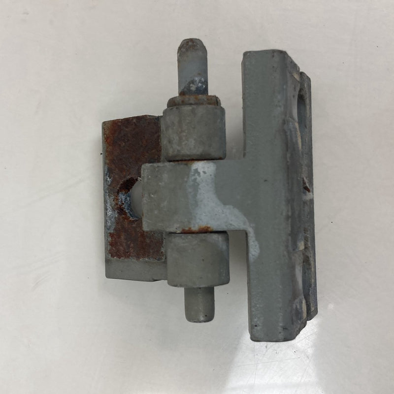 2007 Volvo S60 - Door Hinge Set
