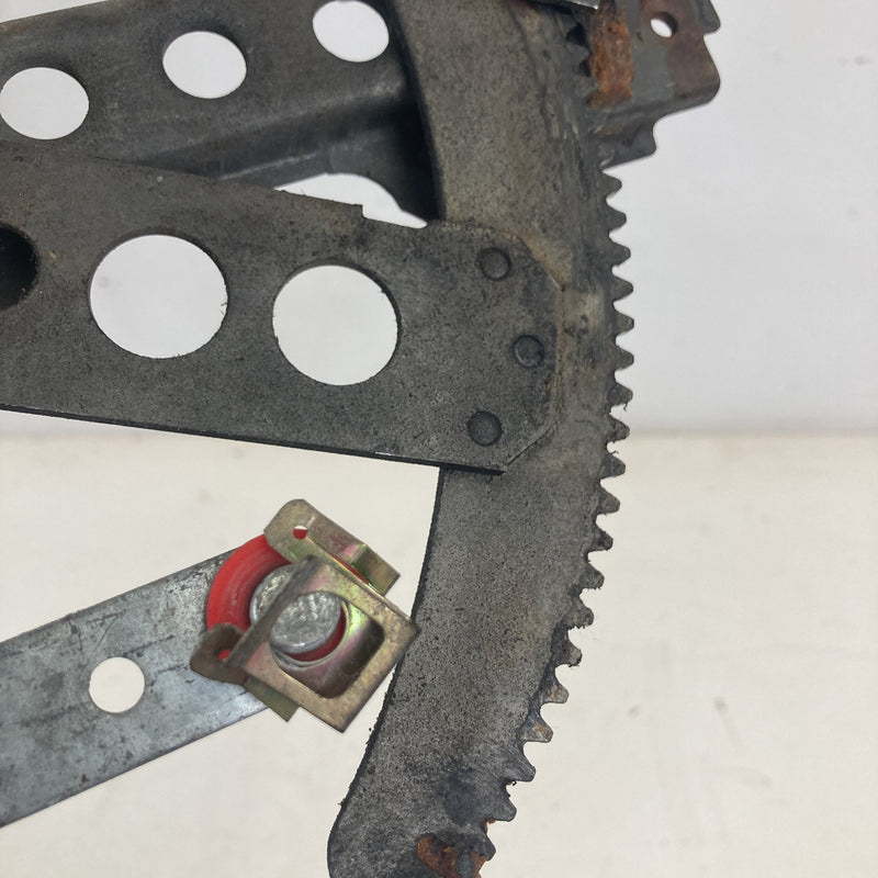 1981-1985 Volvo 240 245 Right Rear Manual Window Regulator 1255053 OEM