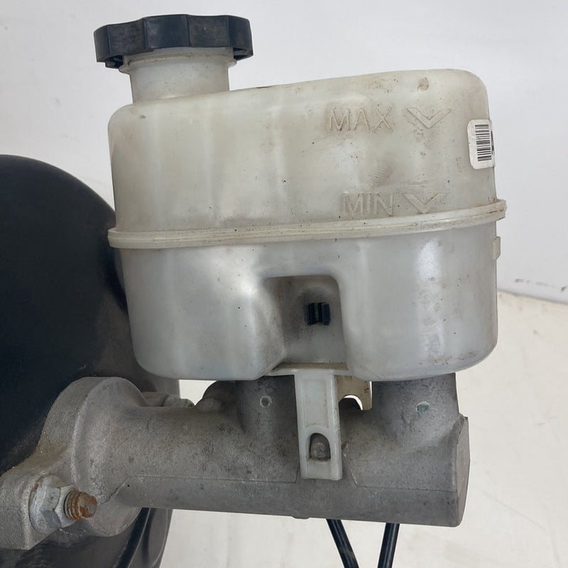 2007-2014 Chevy Silverado GMT900 Bosch Brake Booster Master Cylinder OEM #5368M