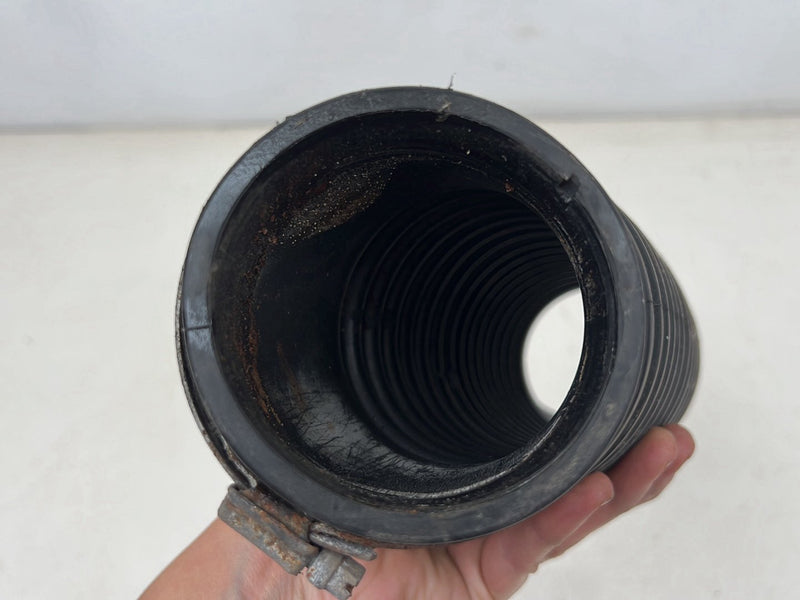 1990-1992 Volvo 740 745 940 Fresh Air Intake Hose Duct Tube 3514846 OEM #5882EM