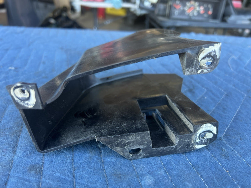 1986-1993 Volvo 240 244 245 Gas Pedal Assembly w/Cover & Vacuum Valve OEM #5051E