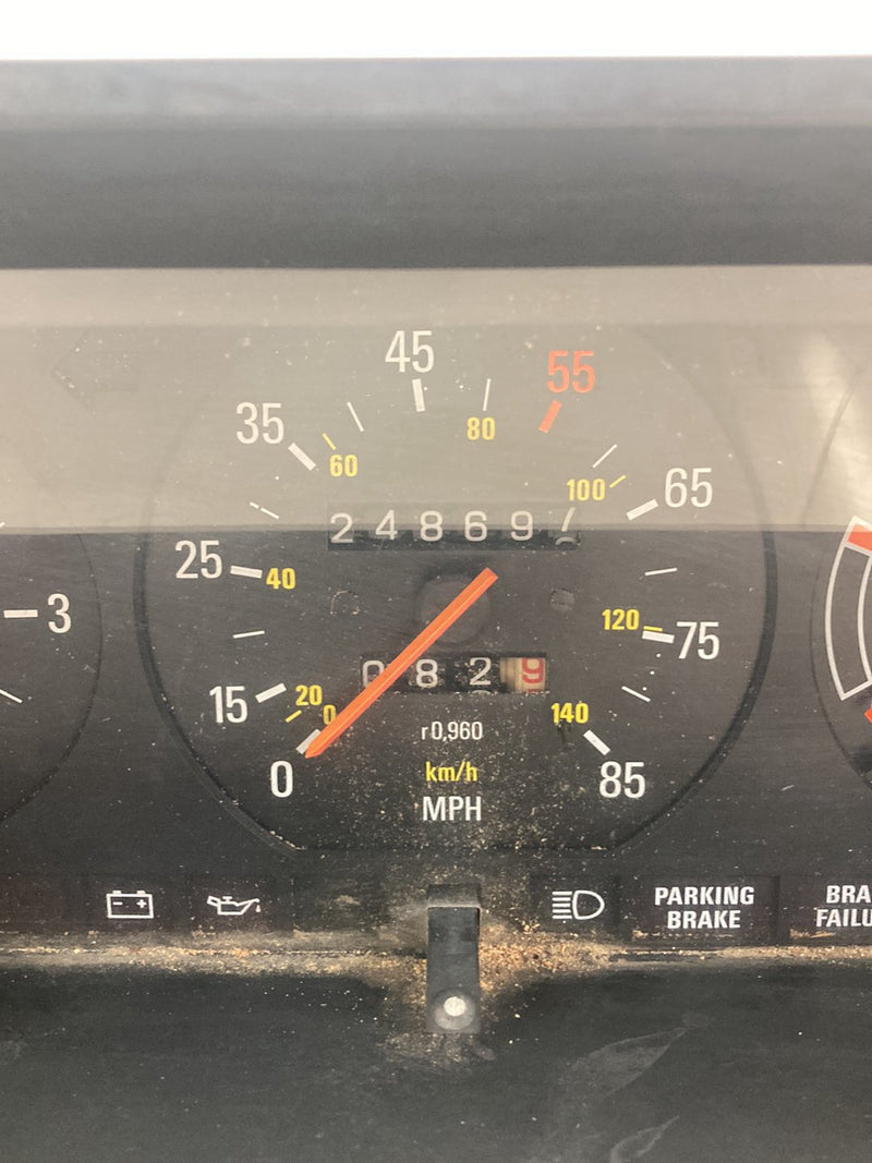 1975-1980 Volvo 244 Gauge Cluster Diesel Speedometer 1259826 1259860 OEM #4265M
