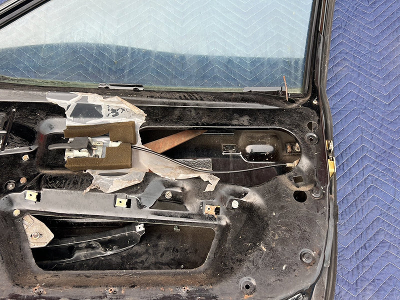 1983-1985 Porsche 944 Front Passenger Right Door Assembly Black OEM #5718EM