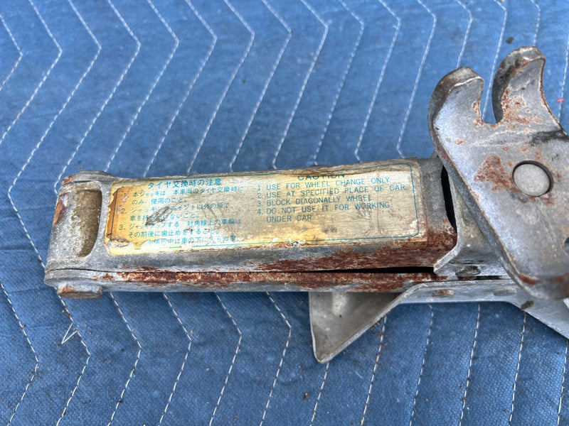 1986-1993 Volvo 240 244 Sedan Emergency Spare Tire Scissor Jack OEM #4211EM
