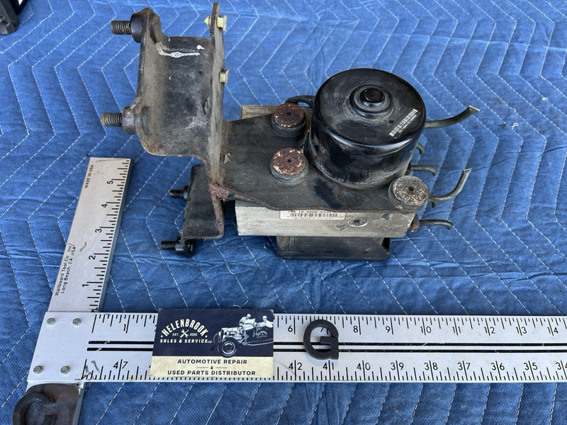 1998-2003 Jaguar XJR XJ8 X308 ABS Block & Anti Lock Brake Pump MNC5920AC #4693E