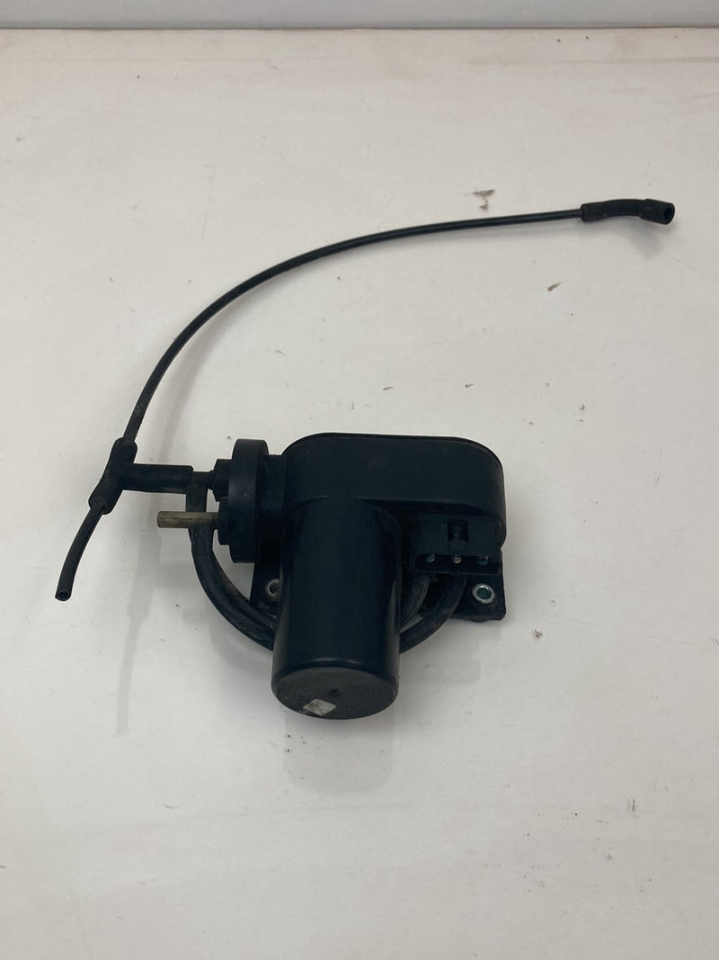 1992 Volvo 940 944 - Cruise Control Vacuum & Cable PN: 1273226 003572