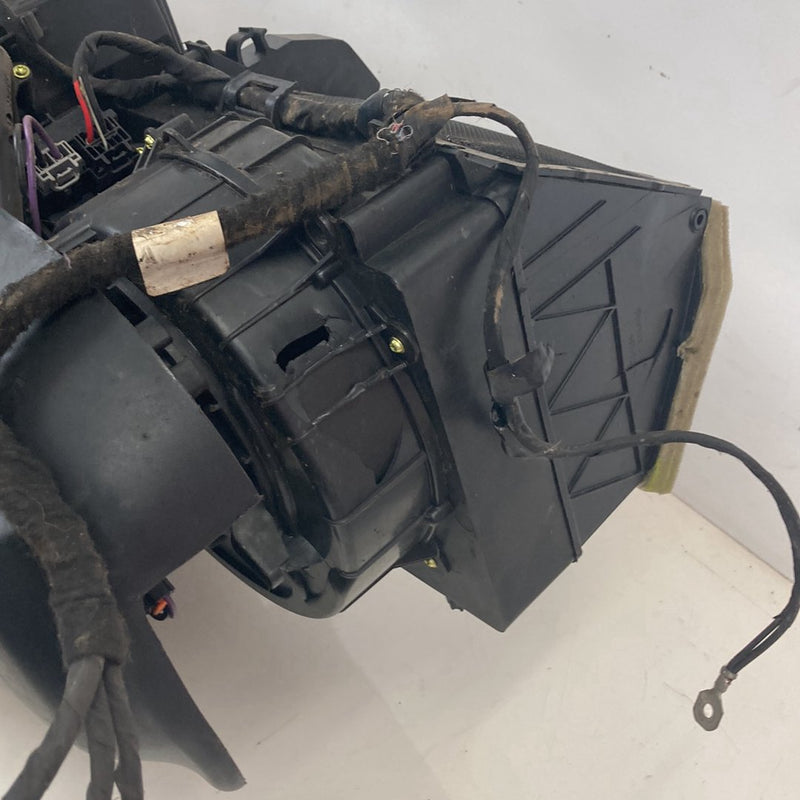 2007-2014 Chevrolet Silverado GMT900 HVAC Box Heater Core 22986273 OEM #5334M